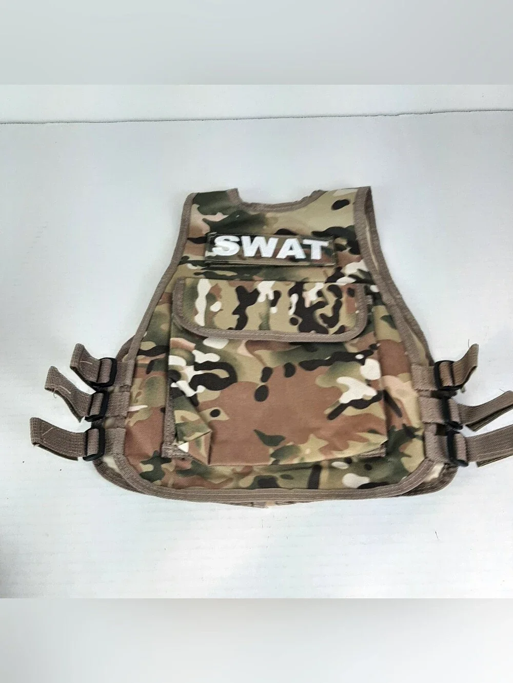 Kids Tactical Vest Lightweight Airsoft Adjustable Paintball Vest Age 7-14 Years
